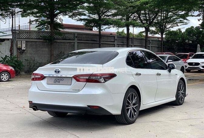 Toyota Camry Hybrid Trắng Tự động Hybrid 2022