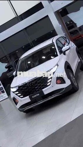 Hyundai CUSTIN 2024 Số tự động Trắng