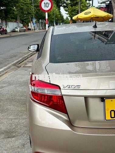 Toyota Vios 2017 Vàng cát máy zin225tr bao ra tên