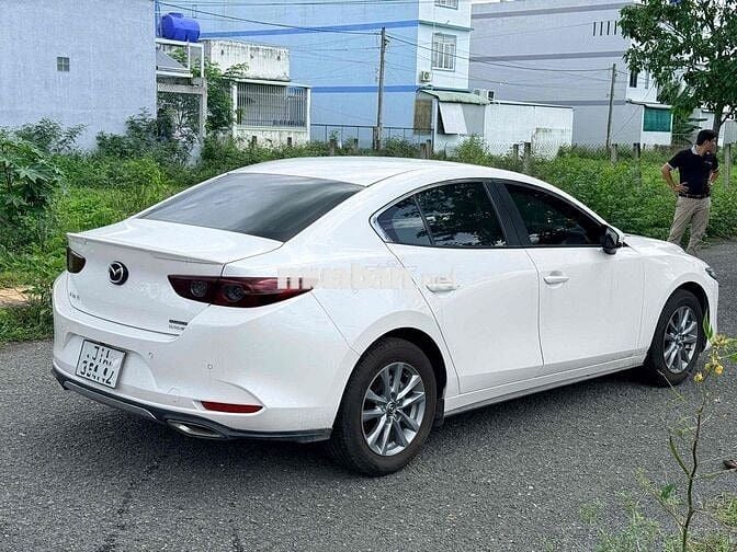 Mazda Mazda 3 Luxury 2025 Trắng 14.000 km