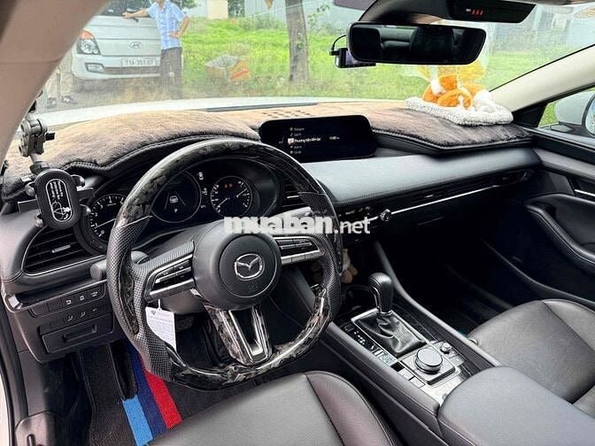 Mazda Mazda 3 Luxury 2025 Trắng 14.000 km