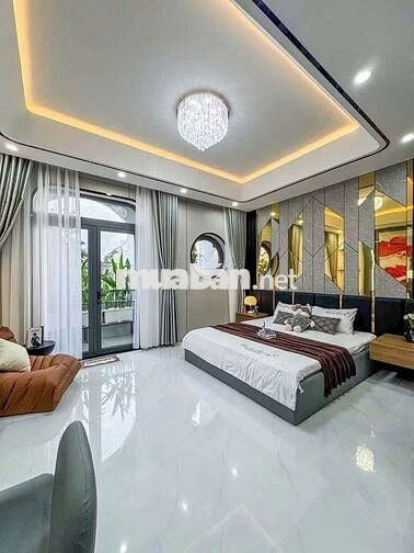 NHÀ 2 LẦU CAO CẤP - KDC HỒNG LOAN