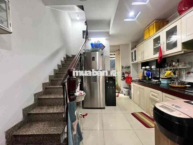 Hẻm Xe Hơi , Nhà 5 Tầng Bê Tông Cốt Thép, Trung Tâm Phú Nhuận