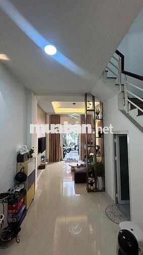 56m2, Nhà Đẹp Phú Nhuận sát mặt tiền