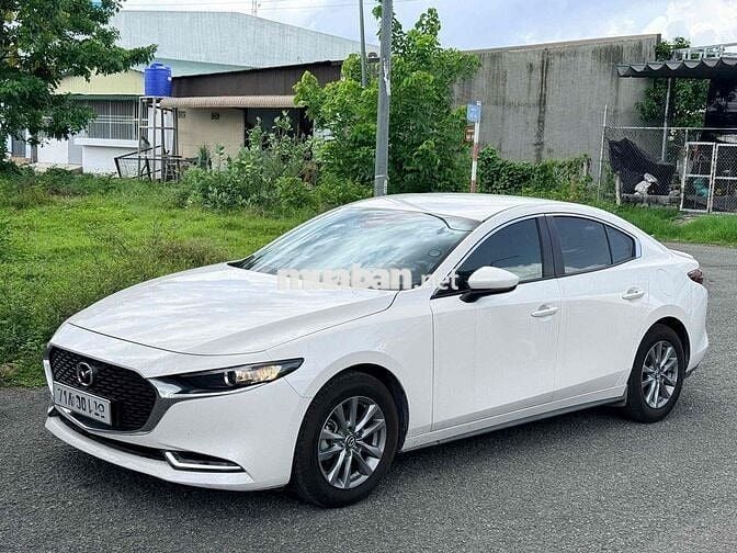 Mazda Mazda 3 Luxury 2025 Trắng 14.000 km