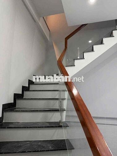 nhà nhà trệt lầu góc 2 mặt tiền hẻm 160 tầm vu. giá 2 tỷ 830tr