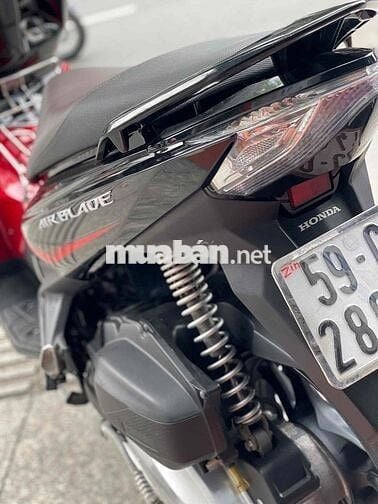 Honda Air Blade 2014 Đỏ đen máy zin, bstp ngay chu