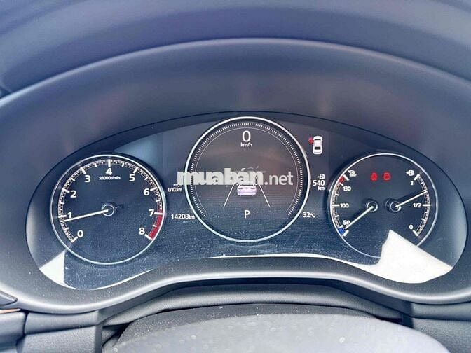 Mazda Mazda 3 Luxury 2025 Trắng 14.000 km