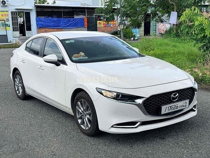 Mazda Mazda 3 Luxury 2025 Trắng 14.000 km