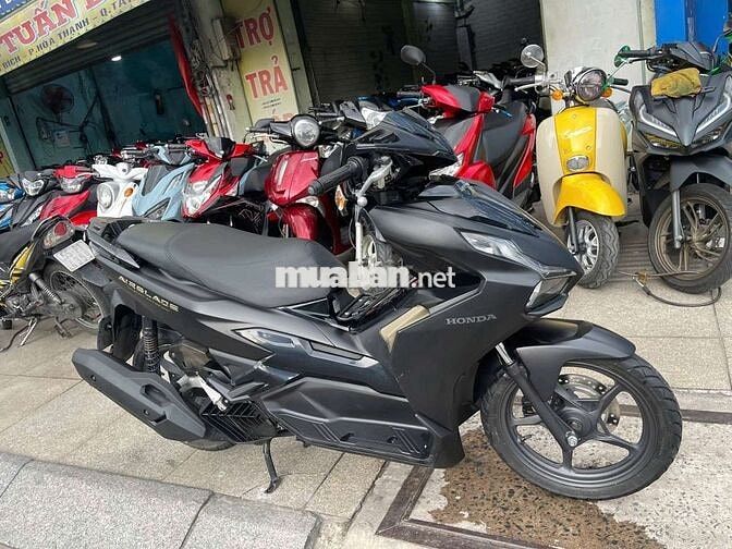 Honda Air Blade 4val 2024 Đen Đã qua sử dụng