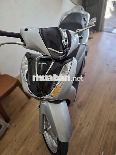 Honda SH 2024 Bạc