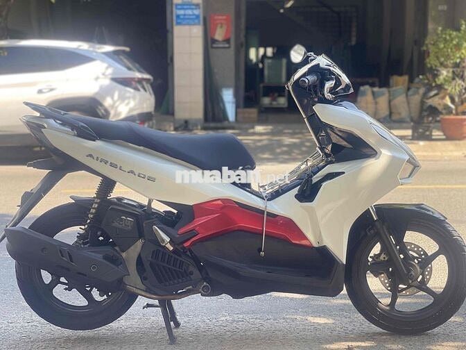 Honda Air Blade Trắng Đỏ Đen 2020