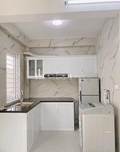 Cho thuê CHDV CCMN 1 ngủ 1 khách ban công 40m2 tại Yên Hoà (Hạ Yên Quy
