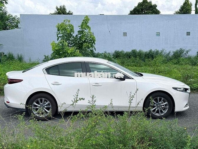 Mazda Mazda 3 Luxury 2025 Tự động Cá Nhân