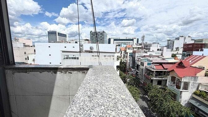 2PN 1PK 1PB 45m2 - Ban Công Cửa Sổ - Máy Giặt Riêng ngay Cộng Hoà