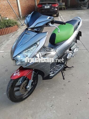 xe Honda Air Blade máy zin chất.còn mới