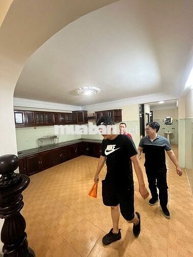 Chính chủ cho thuê mặt tiền 138 Trịnh Đình Thảo 3 tầng