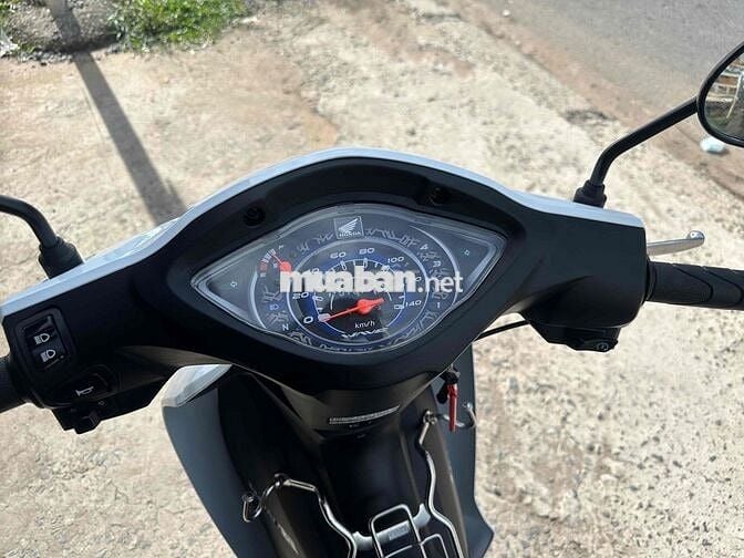 Honda Wave A110 2026 Trắng 1800km