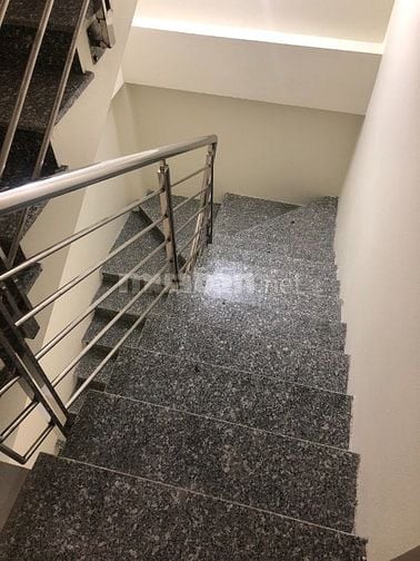 Cho thuê CHDV CCMN 1 ngủ 1 khách ban công 40m2 tại Yên Hoà (Hạ Yên Quy