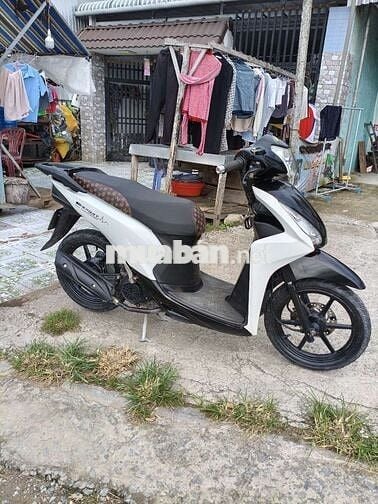Honda Vision 2016 Trắng đen