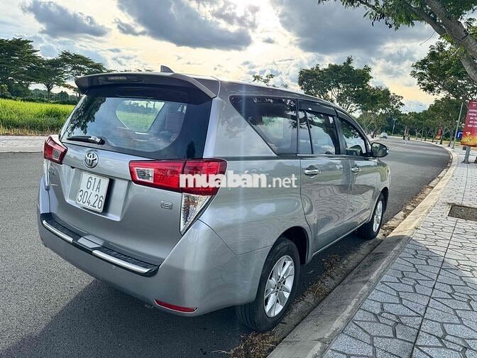 Toyota Innova 2016 Số sàn Bạc