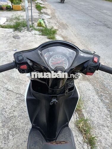 Honda Vision 2016 Trắng đen