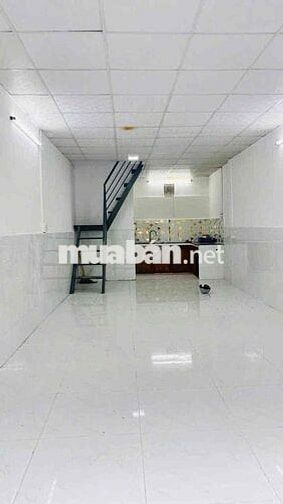 nhà cần bán gấp khu dân cư hiện hữu