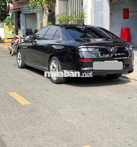 VinFast Lux A Plus 2021 Đen 33.000 km