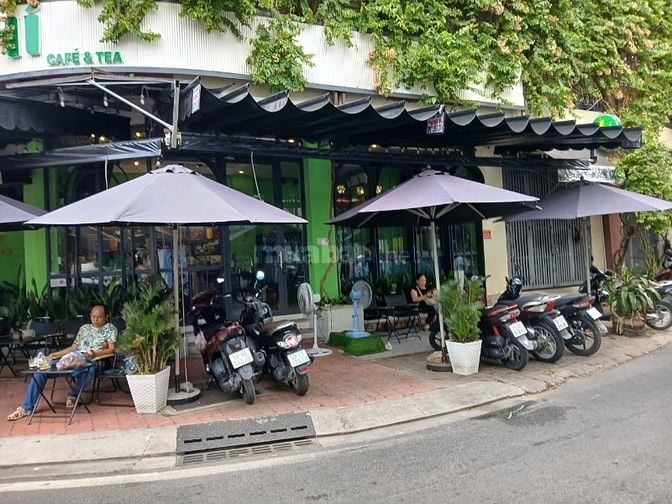Chính chủ cần sang quán cafe góc 2 mặt tiền Phường 4, Quận 8