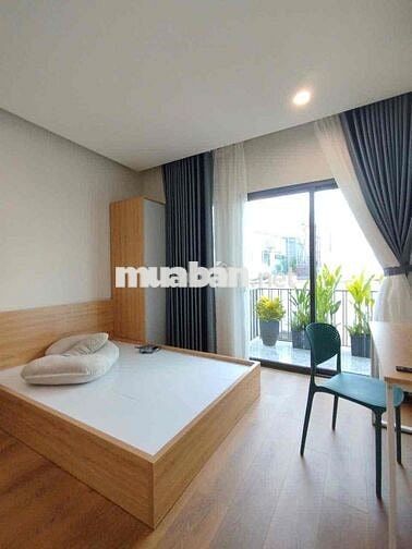Căn hộ ban công thoáng nhà mới Tô Hiến Thành Q10 gần ĐH UEH, Bách Khoa