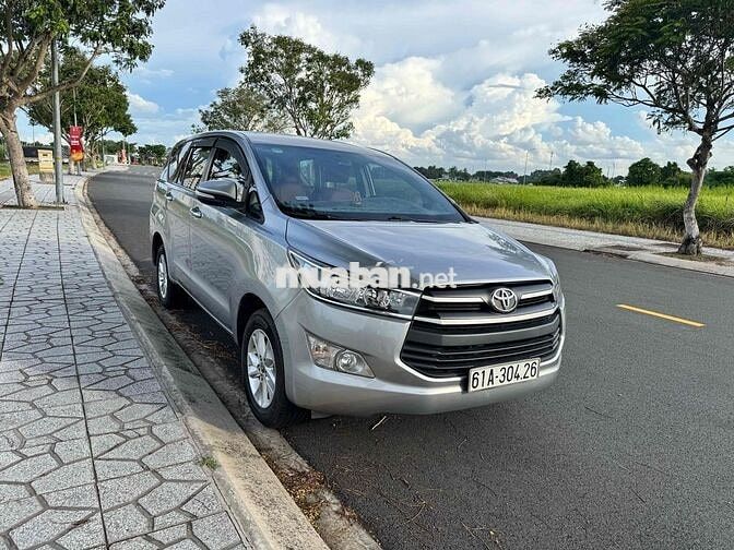 Toyota Innova 2016 Số sàn Bạc