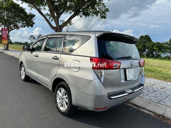 Toyota Innova 2016 Số sàn Bạc
