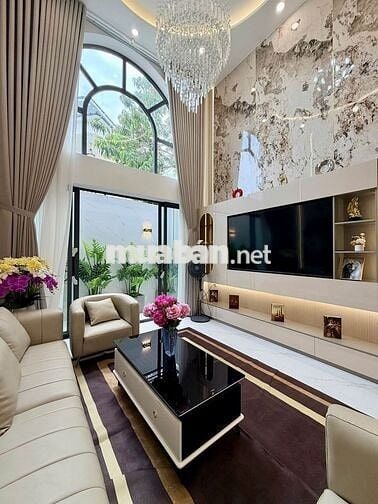 Nhà 6 Tầng Siêu Đẹp Nội thất Thang máy cao cấp
