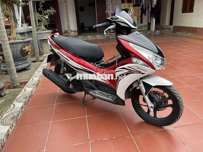 Honda Air Blade 125 Đỏ trắng đen