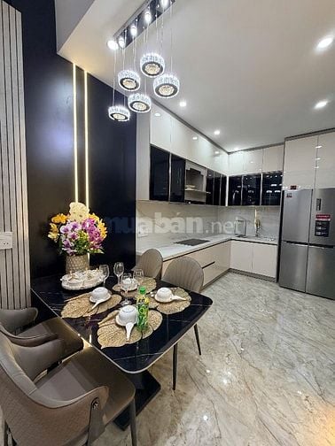 nhà 3 mê 2 mặt tiền sau chợ Hoà Minh trần đình tri