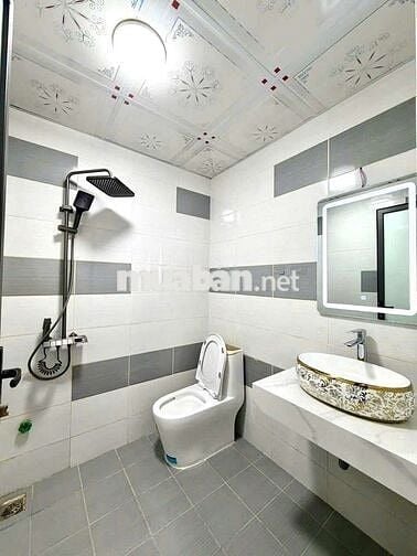Chính chủ nhờ em cho thuê căn hộ Ricecity Tây Nam Linh Đàm