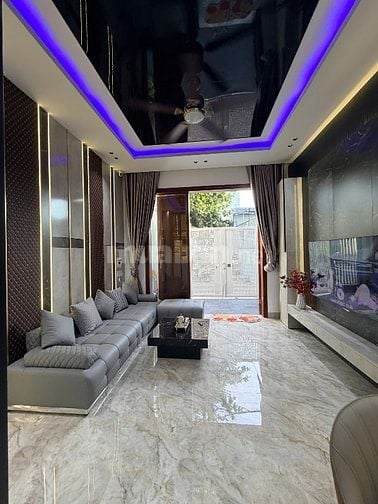 nhà 3 mê 2 mặt tiền sau chợ Hoà Minh trần đình tri