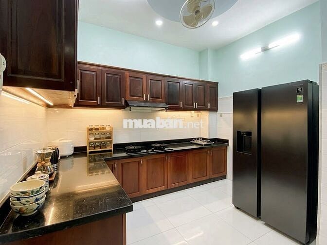 KO PHẢI CN THUA BANH NÊN BÁN RẺ ĐÂU Ạ- F13 ô tỗ đỗ - 71M2 X 2T, 7. TỶ.
