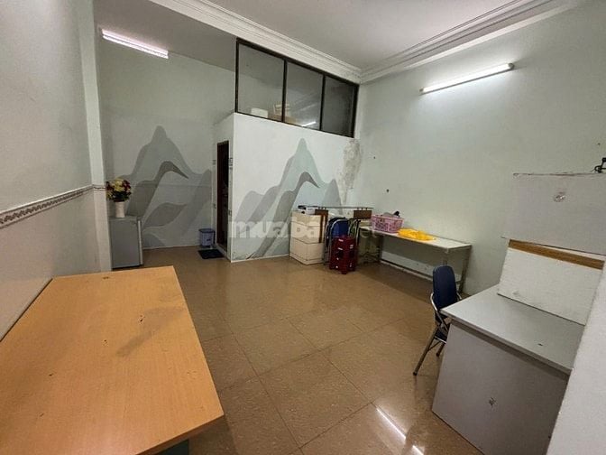 Cho thuê mặt bằng 80m² mặt tiền 95 Ca Văn Thỉnh, gần Đồng Đen Tân Bình