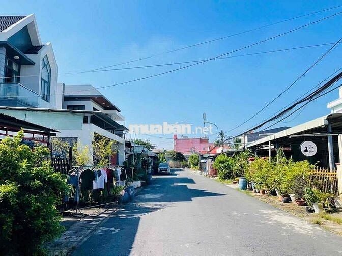 CHỦ ĐỊNH CƯ NƯỚC NGOÀI CẦN BÁN GẤP LÔ ĐẤT MẶT TIỀN Ở THỊ TRẤN CỦ CHI