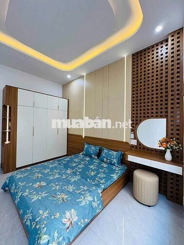 Nhà phố còn trống 1 phòng cần cho thuê ở ghép