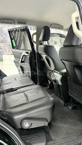 Bán Toyota Prado VX sản xuất 2019. Xe đi ít siêu mới.