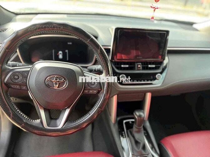 Toyota Corolla Cross 2024 -12.000 km HÃNG