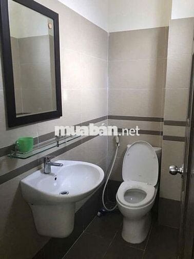 Cho thuê gấp nhà 124/8A Xô Viết Nghệ Tĩnh P.21 Q.Bình Thạnh