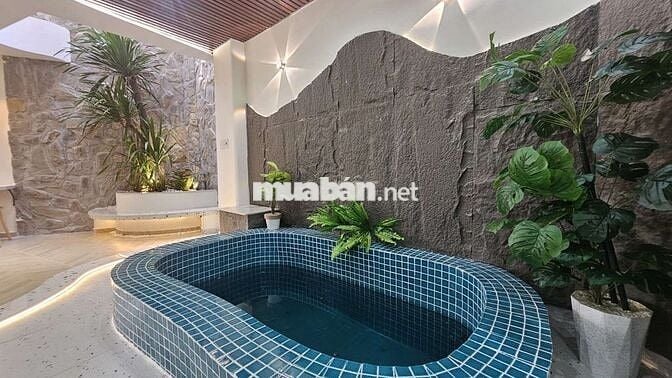 Nhỉnh 6₫ - 72m² - 3PN - bể bơi - phòng gym - phòng xông hơi .