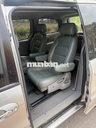 KIA CARNIVAL GS 2006 Số sàn Xăng Bạc