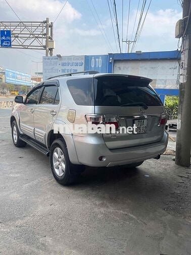 Toyota Fortuner 2009 Số sàn Bạc