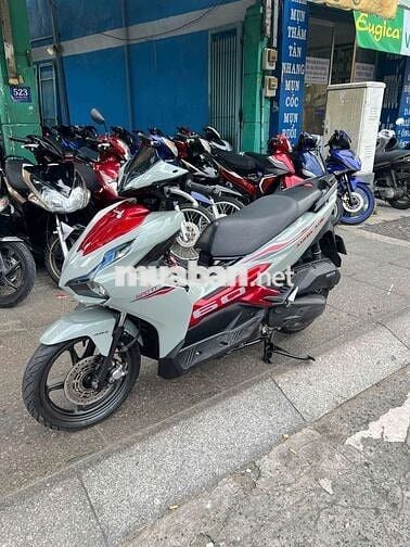 Honda Air Blade 160 ABS 2023 Xám đỏ đã qua sử dụng