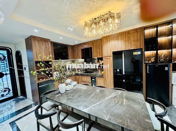 CHO THUÊ NHÀ NGUYÊN CĂN 5PN 6WC 1 GARA OTO CÓ THIẾT KẾ SANG TRỌNG