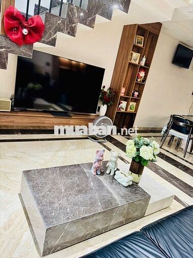 CHO THUÊ NHÀ NGUYÊN CĂN 5PN 6WC 1 GARA OTO CÓ THIẾT KẾ SANG TRỌNG